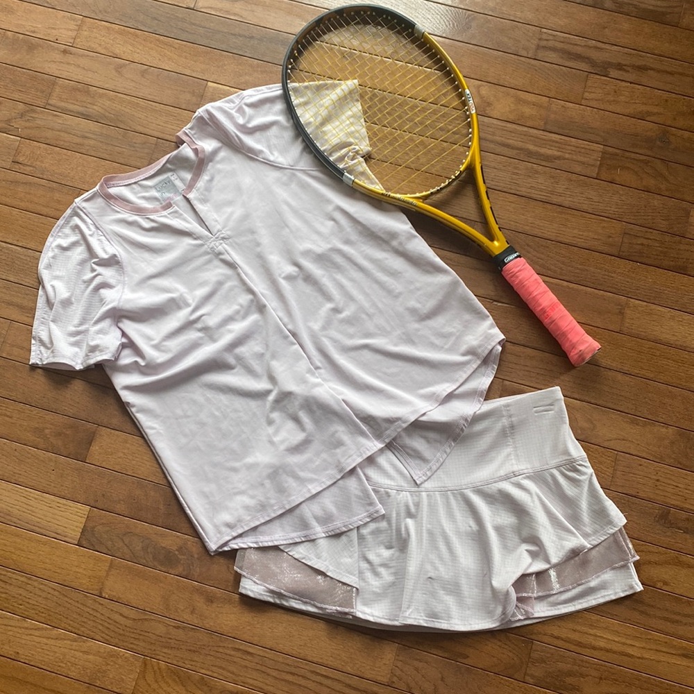 Lucky in Love light lavender tennis set